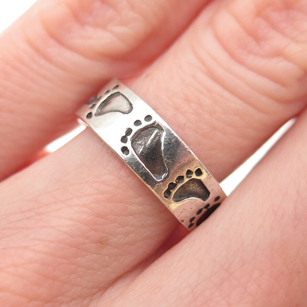 925 Sterling Silver Vintage Footprint Oxidized Band Ring Size 6.5